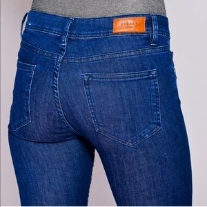 Sézane - Dark Blue The Perfect Slim Jeans
